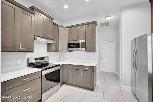 160 Bossieux Boulevard, West Melbourne, FL 32904