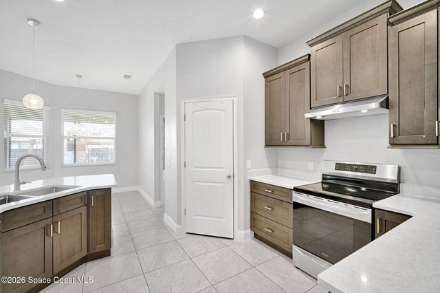 160 Bossieux Boulevard, West Melbourne, FL 32904