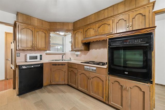 31 NE 64th Street, Oklahoma City, OK 73105