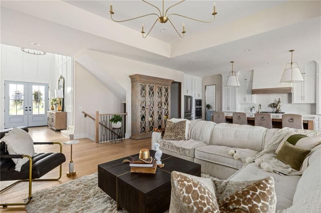 17340 Earnshaw Street, Overland Park, KS 66221