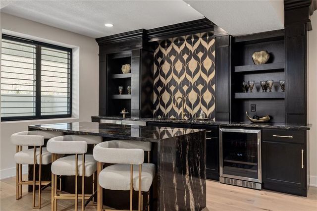 17340 Earnshaw Street, Overland Park, KS 66221