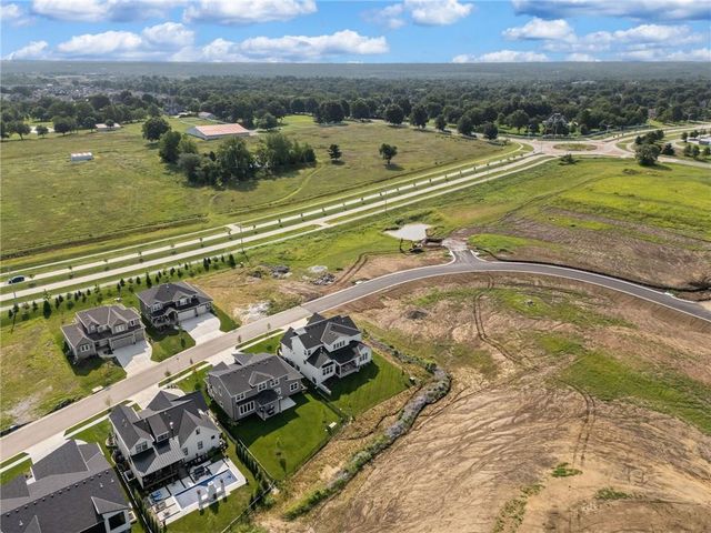 17340 Earnshaw Street, Overland Park, KS 66221
