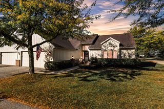 37800 N Laurel Park Drive, Livonia, MI 48152