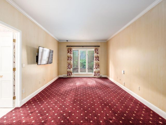 6 Lyonsgate Road, Bexley, OH 43209