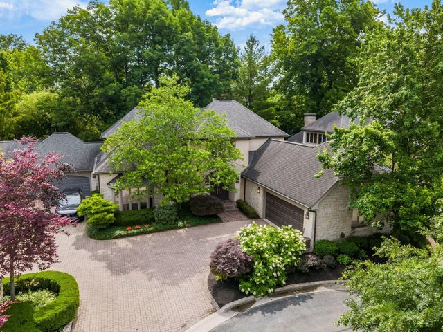 6 Lyonsgate Road, Bexley, OH 43209
