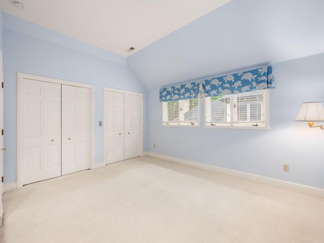6 Lyonsgate Road, Bexley, OH 43209