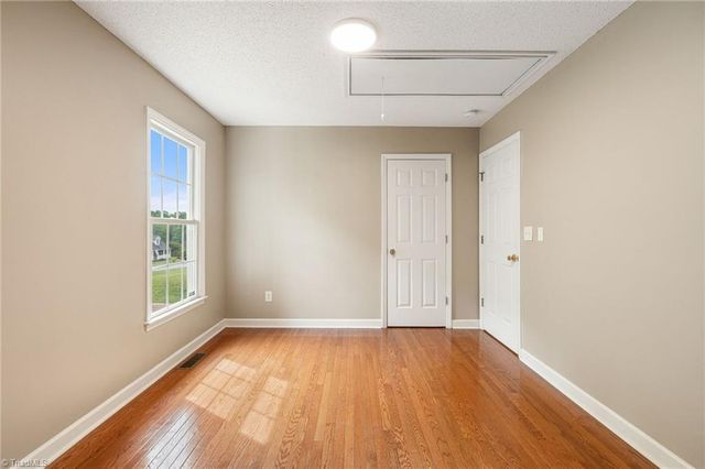 1120 Woodbury Road, King, NC 27021