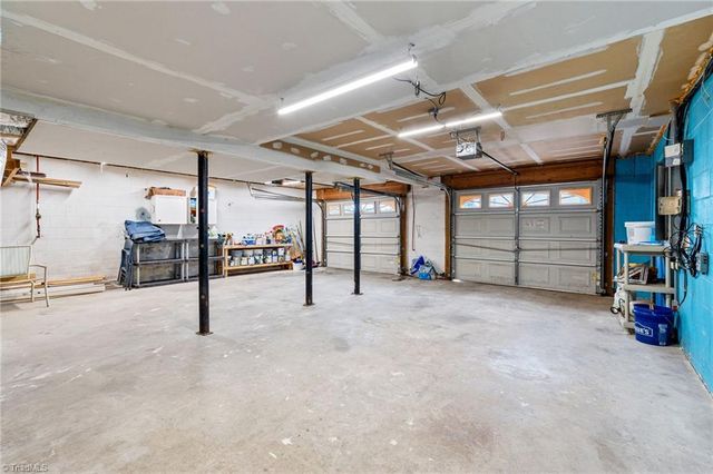 1120 Woodbury Road, King, NC 27021
