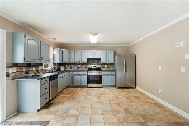 1120 Woodbury Road, King, NC 27021