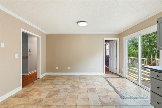 1120 Woodbury Road, King, NC 27021