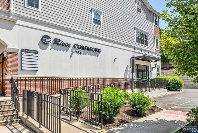 764 Newbridge Road 2C, Teaneck, NJ 07666