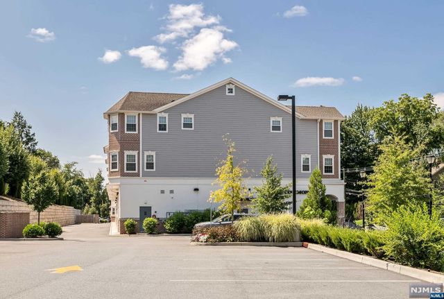 764 Newbridge Road 2C, Teaneck, NJ 07666