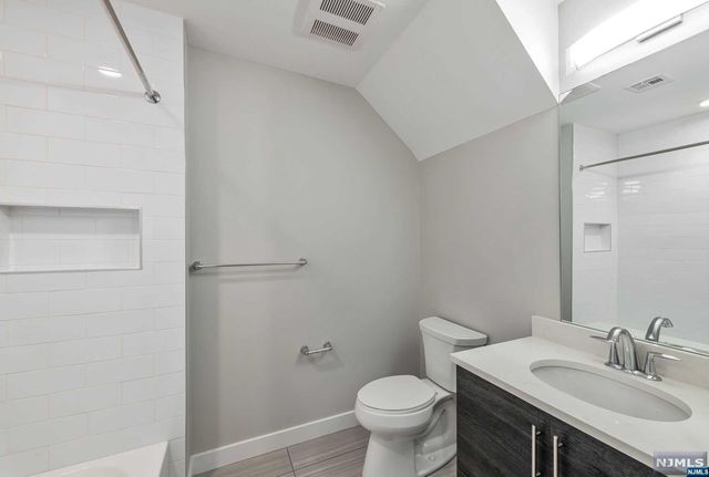 764 Newbridge Road 2C, Teaneck, NJ 07666