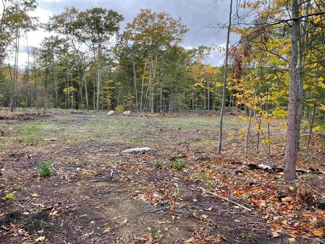 7 BALD HILL Road, Raymond, NH 03077