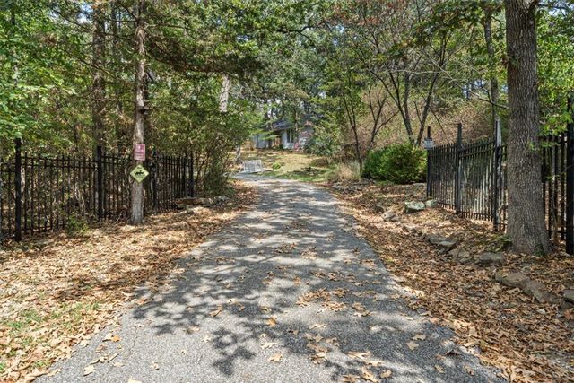 3192 Township Street, Fayetteville, AR 72703