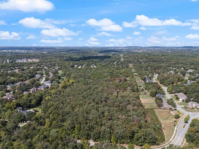 3192 Township Street, Fayetteville, AR 72703