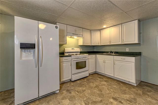 107 Indigo Rd, Mt Pleasant Twp, PA 15666