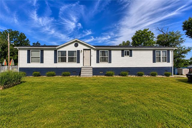 107 Indigo Rd, Mt Pleasant Twp, PA 15666