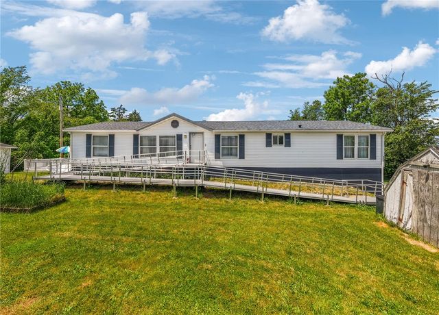 107 Indigo Rd, Mt Pleasant Twp, PA 15666
