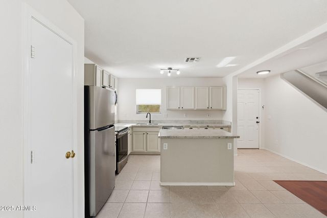 2354 E Palm Beach Drive, Chandler, AZ 85249