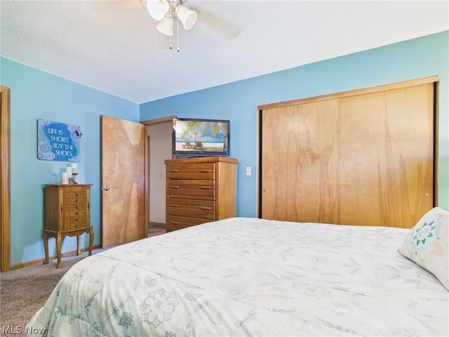 911 19th Street, Vienna, WV 26105