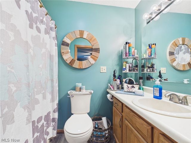 911 19th Street, Vienna, WV 26105
