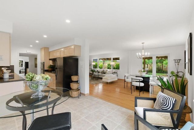 1090 Baker Court, Sunnyvale, CA 94087