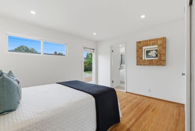 1090 Baker Court, Sunnyvale, CA 94087