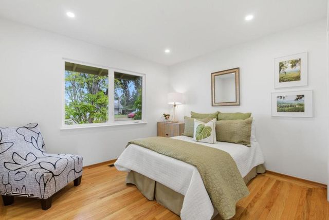 1090 Baker Court, Sunnyvale, CA 94087