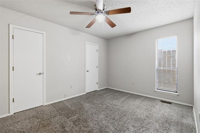 11632 SW 7th Street, Yukon, OK 73099