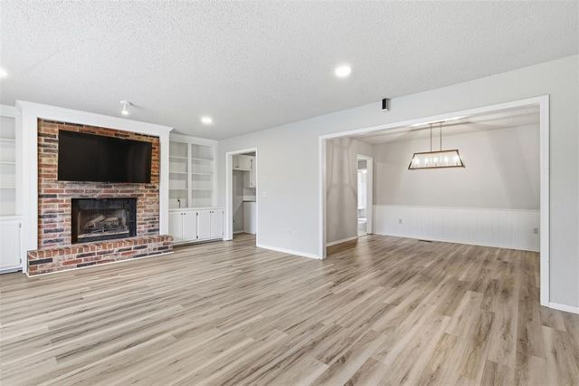 11632 SW 7th Street, Yukon, OK 73099