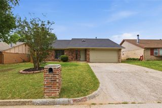 11632 SW 7th Street, Yukon, OK 73099