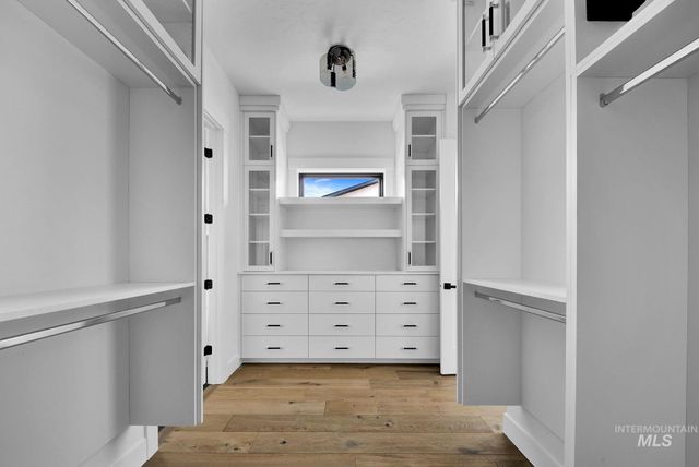 1521 S Trent Point Way, Boise, ID 83712