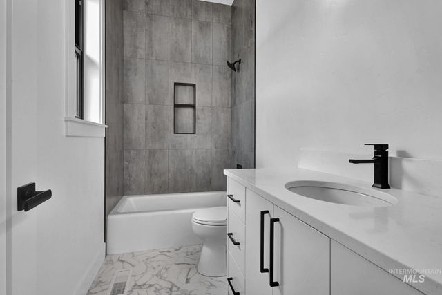 1521 S Trent Point Way, Boise, ID 83712