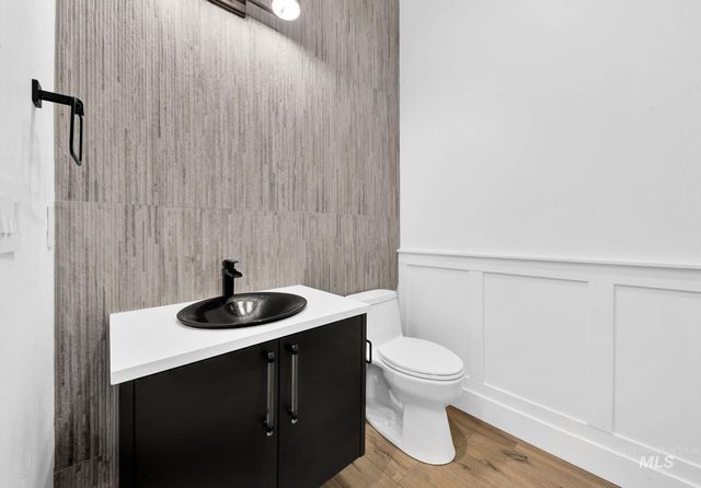 1521 S Trent Point Way, Boise, ID 83712