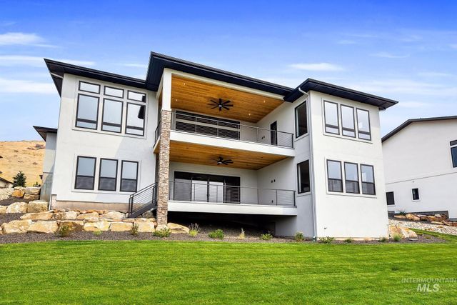 1521 S Trent Point Way, Boise, ID 83712