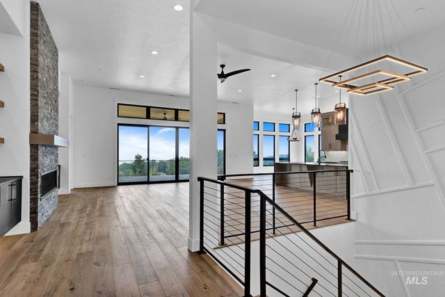 1521 S Trent Point Way, Boise, ID 83712