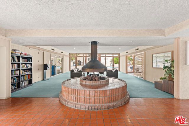 6000 Canterbury Drive I217, Culver City, CA 90230