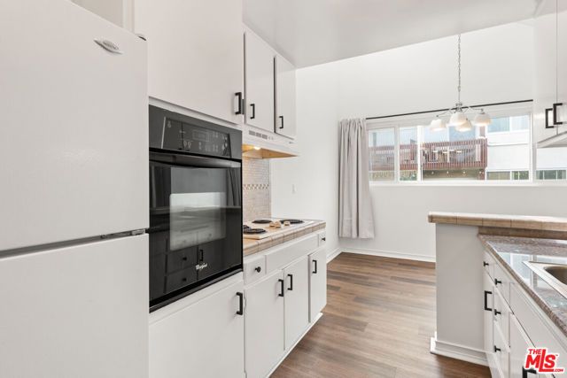 6000 Canterbury Drive I217, Culver City, CA 90230