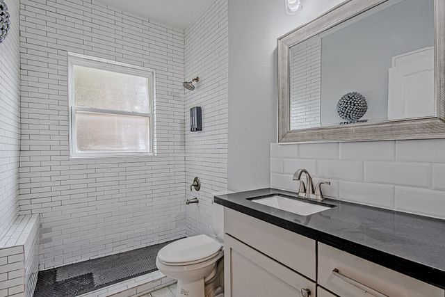 2422 Truxillo Street, Houston, TX 77004