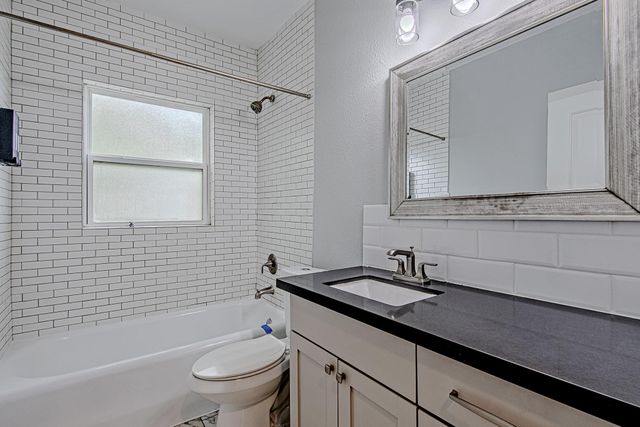 2422 Truxillo Street, Houston, TX 77004