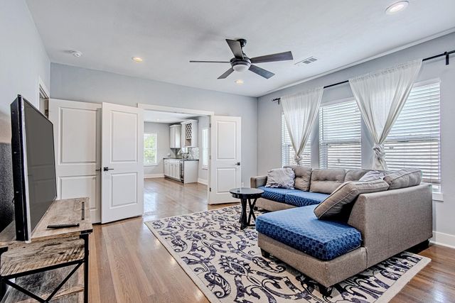 2422 Truxillo Street, Houston, TX 77004