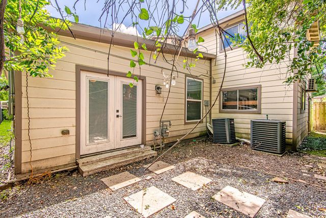 2422 Truxillo Street, Houston, TX 77004