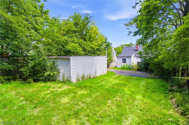 13120 Crennell Avenue, Cleveland, OH 44105