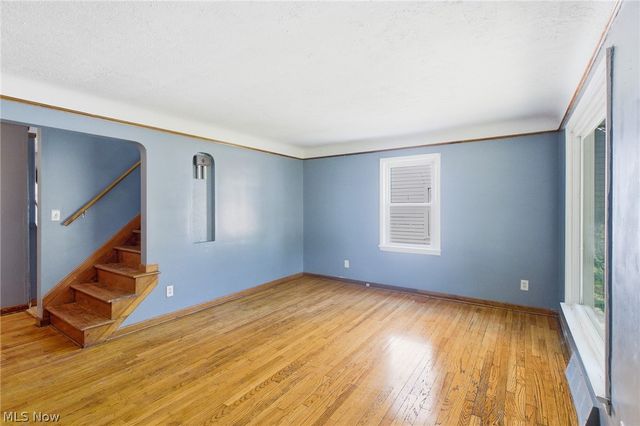 13120 Crennell Avenue, Cleveland, OH 44105