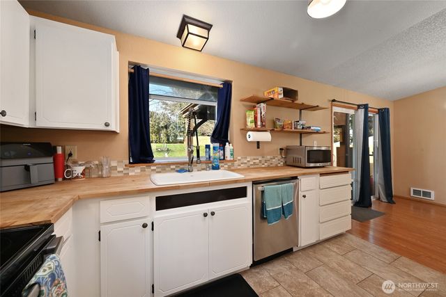 13110 108th Ave Court E, Puyallup, WA 98374