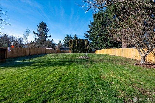 13110 108th Ave Court E, Puyallup, WA 98374