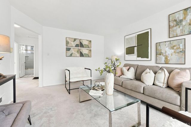 1943 35th Avenue, San Francisco, CA 94116