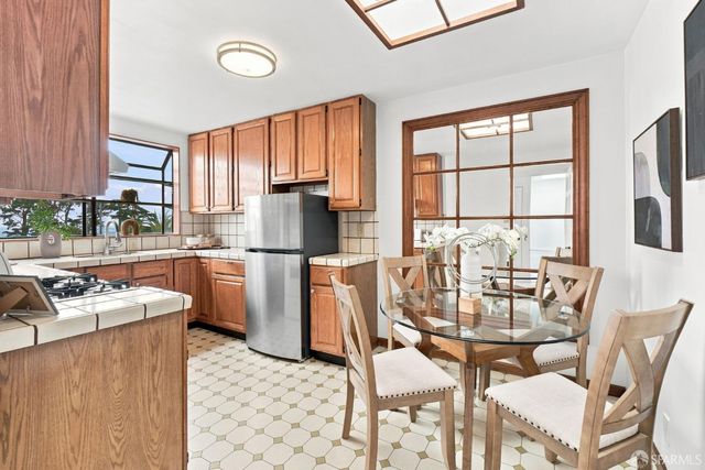 1943 35th Avenue, San Francisco, CA 94116