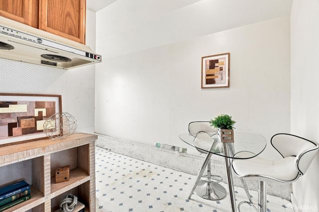 1943 35th Avenue, San Francisco, CA 94116